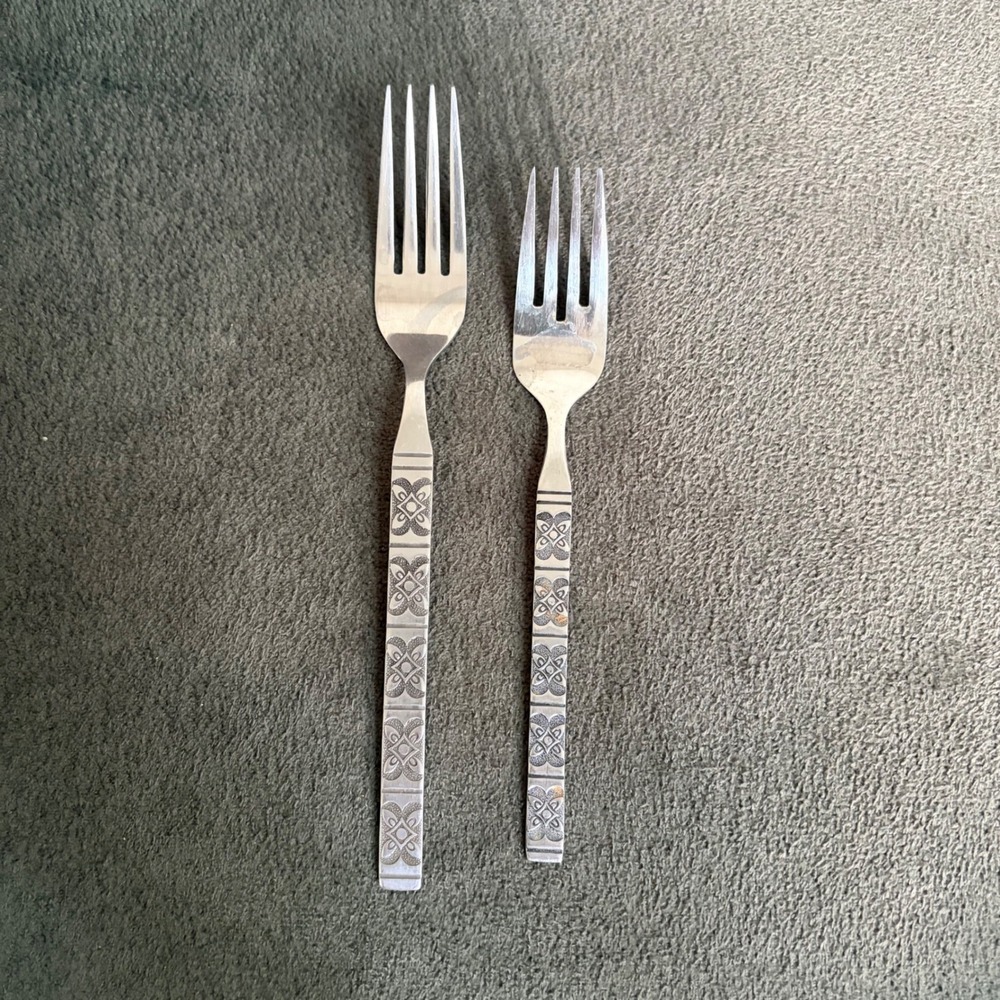 Ekco Eterna Montalo Stainless Steel Forks Vintage Brutalist Floral Korea Set 2